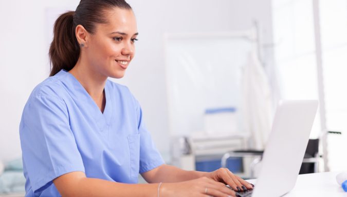 Why Dentists in the UK benefit from our Australian Accredited course