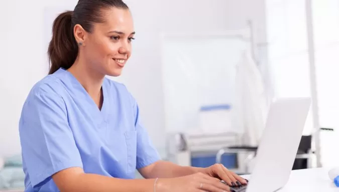 Why Dentists in the UK benefit from our Australian Accredited course
